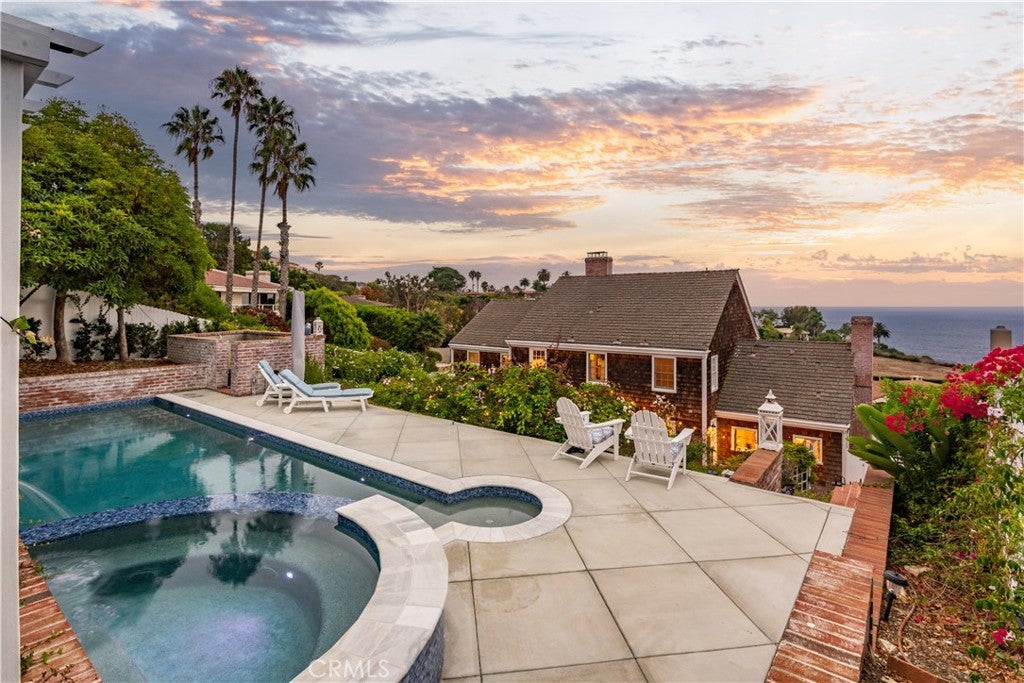 2976 Via Alvarado