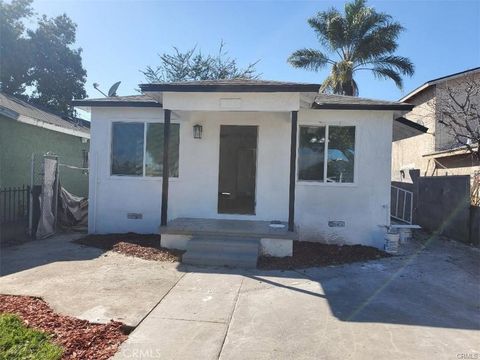 Photo of 15211 S Gibson Ave, Compton, CA 90221 (MLS # DW26047232)