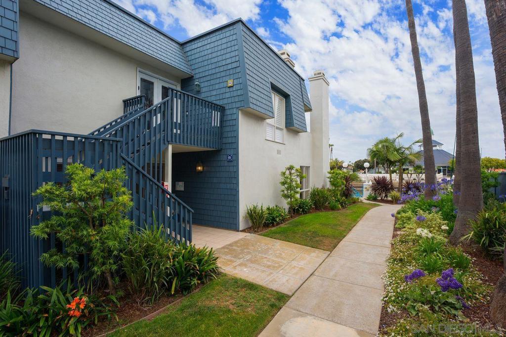 65 Antigua Court