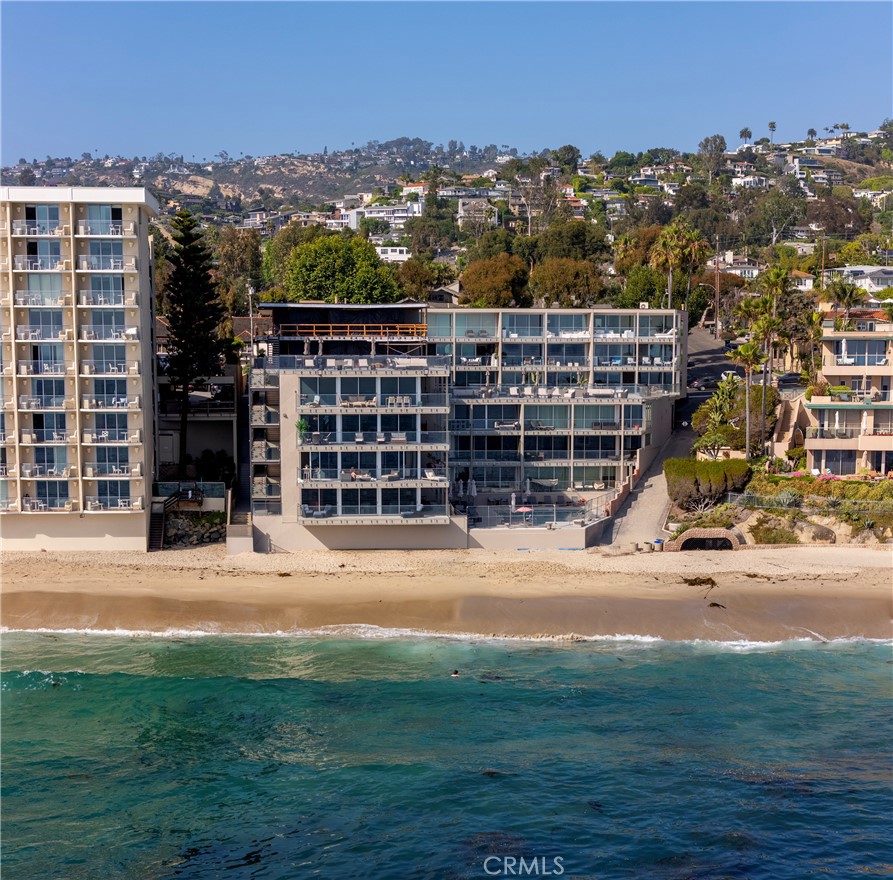 1585 S Coast 31