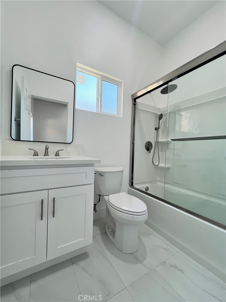 SOL VISTA - Residential Lease