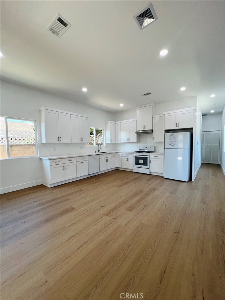 SOL VISTA - Residential Lease