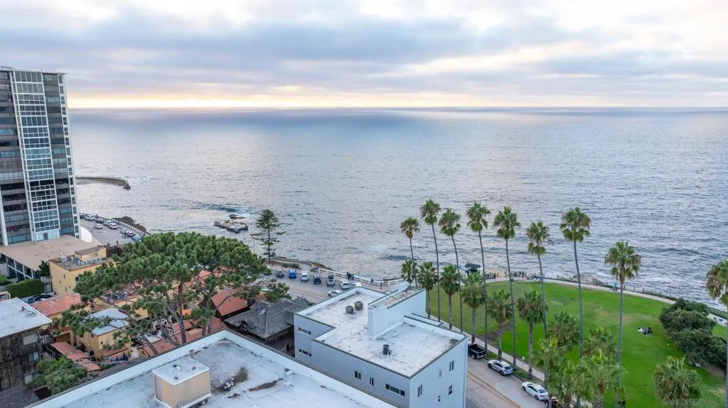 La Jolla, California 92037, United States, 2 Bedrooms Bedrooms, ,2 BathroomsBathrooms,Residential,Active,152887