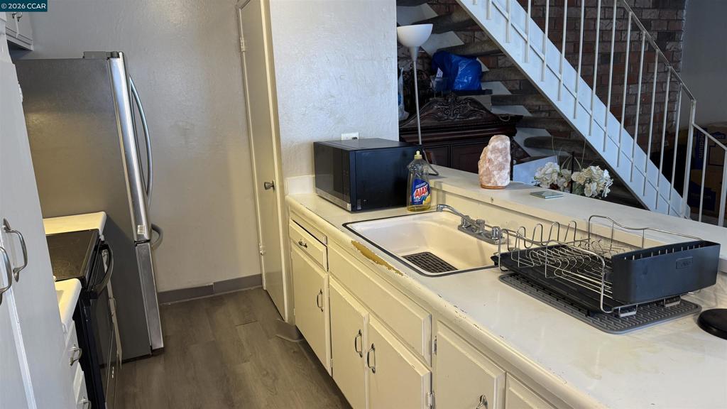 2122 Peppertree Way 2