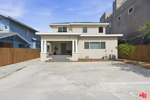 1189 1\/2 Crenshaw Boulevard, Los Angeles, CA 90019 - MLS#: 26998765
