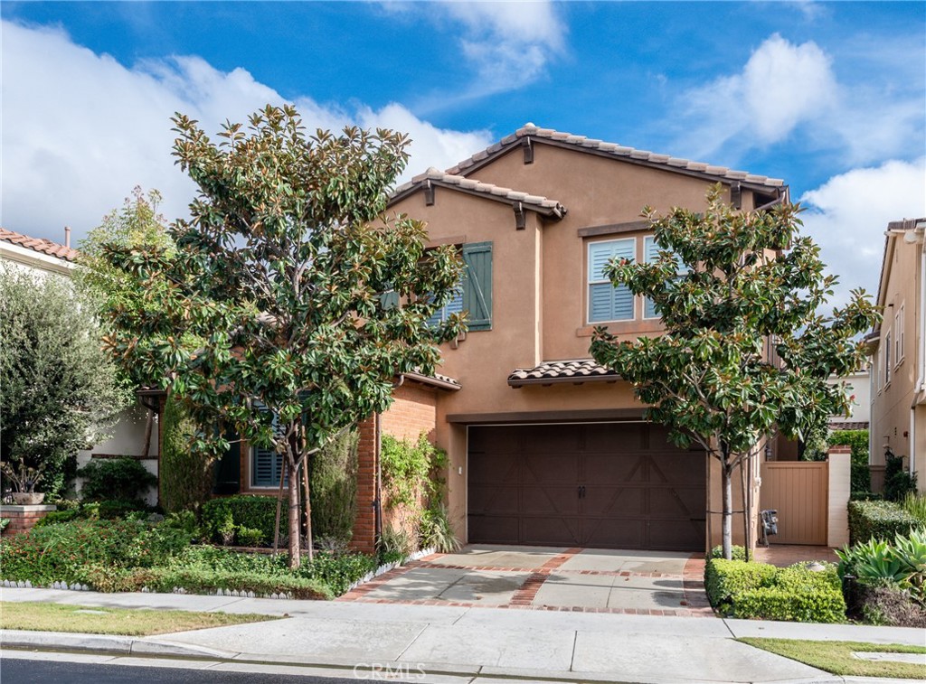 430 La Floresta Drive