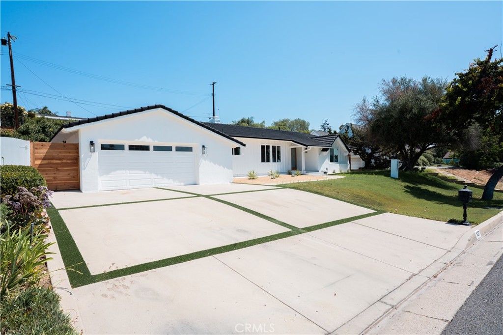 1027 Harmony Lane