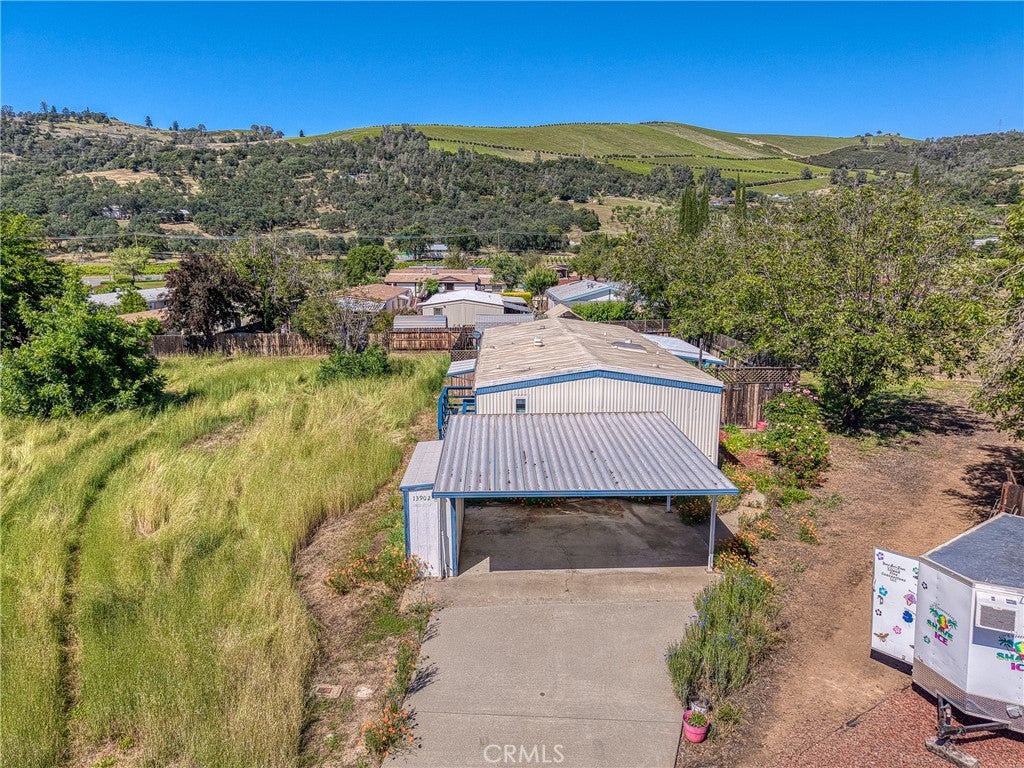 13902 Apple Lane