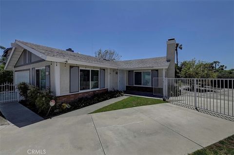 7672 Tonner Circle Highland CA 92346