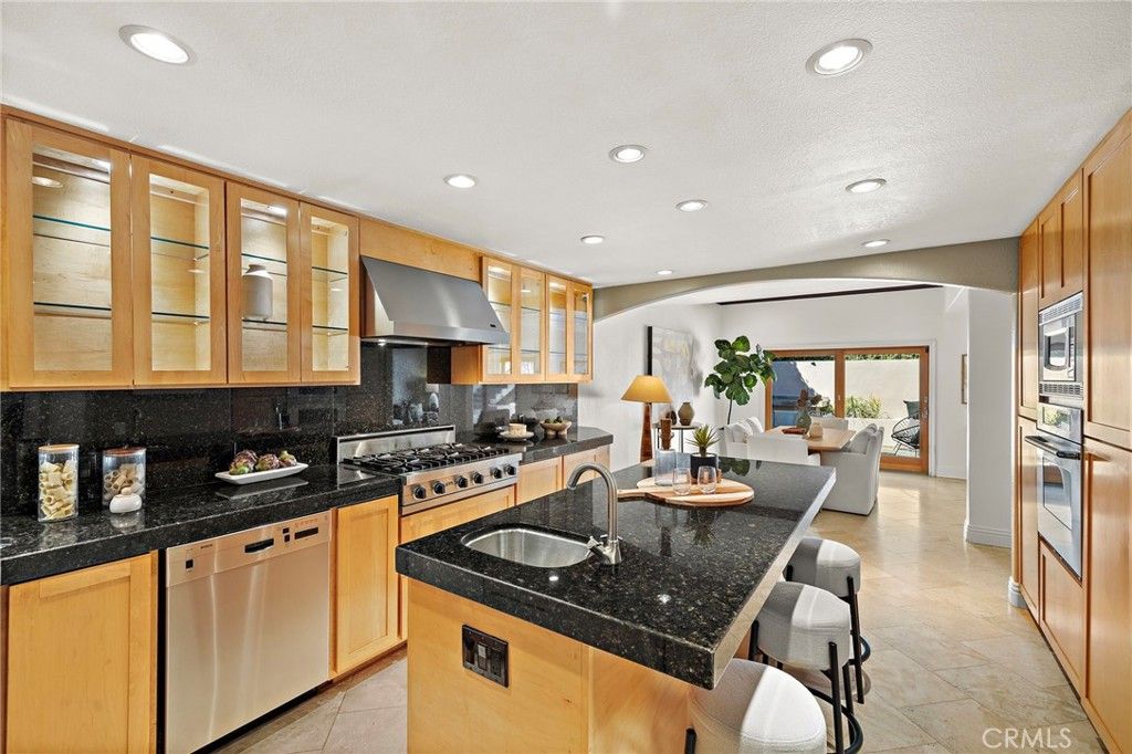 Photo of 923 Balboa Avenue Ave, Laguna Beach, CA 92651 (MLS # LG26056468)