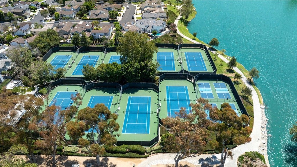100 Wildwood 8, Irvine CA 92604 - Photo 45