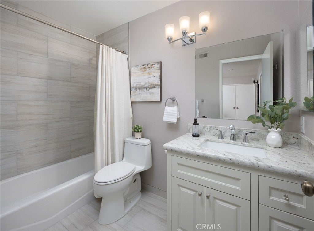 100 Wildwood 8, Irvine CA 92604 - Photo 29