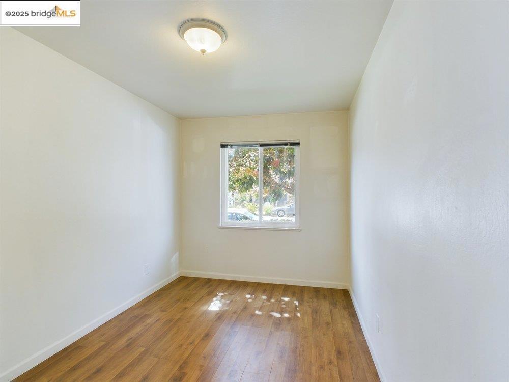 OAKLAND - Residential Lease