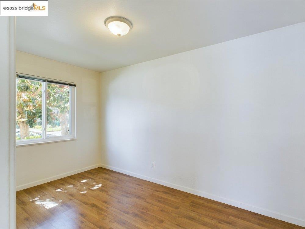 OAKLAND - Residential Lease