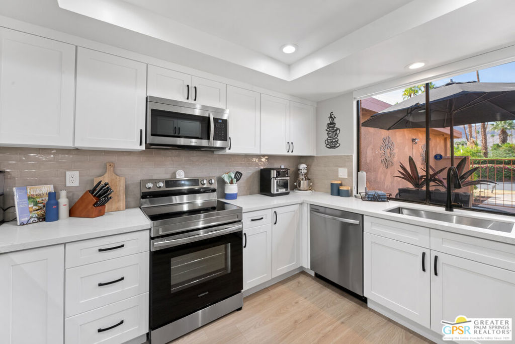 Sunrise Country Club - Residential Lease