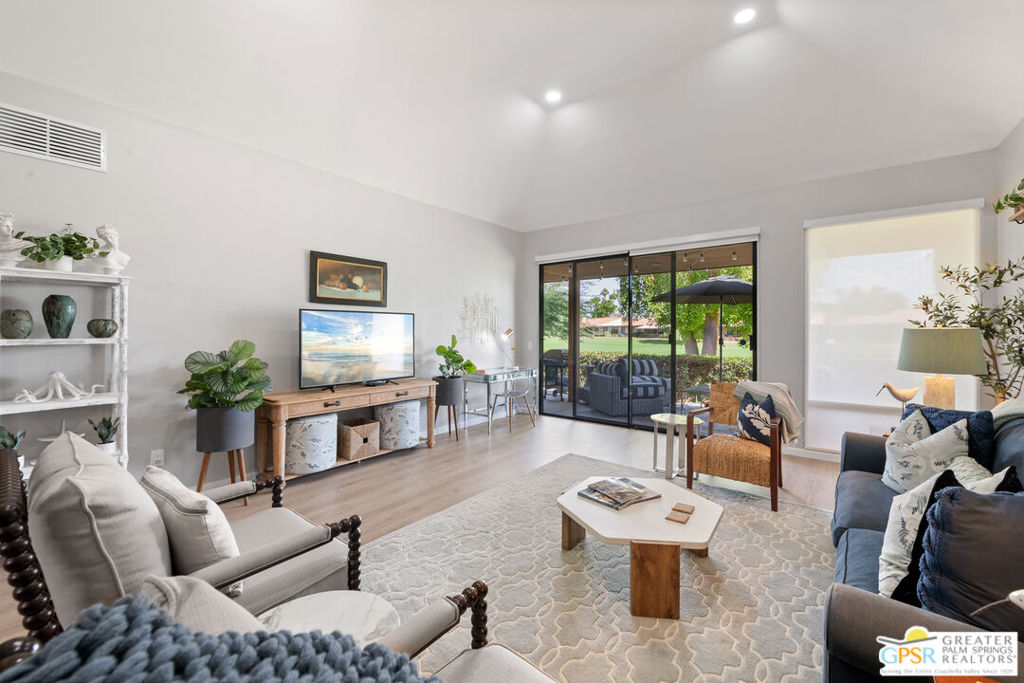 Sunrise Country Club - Residential Lease