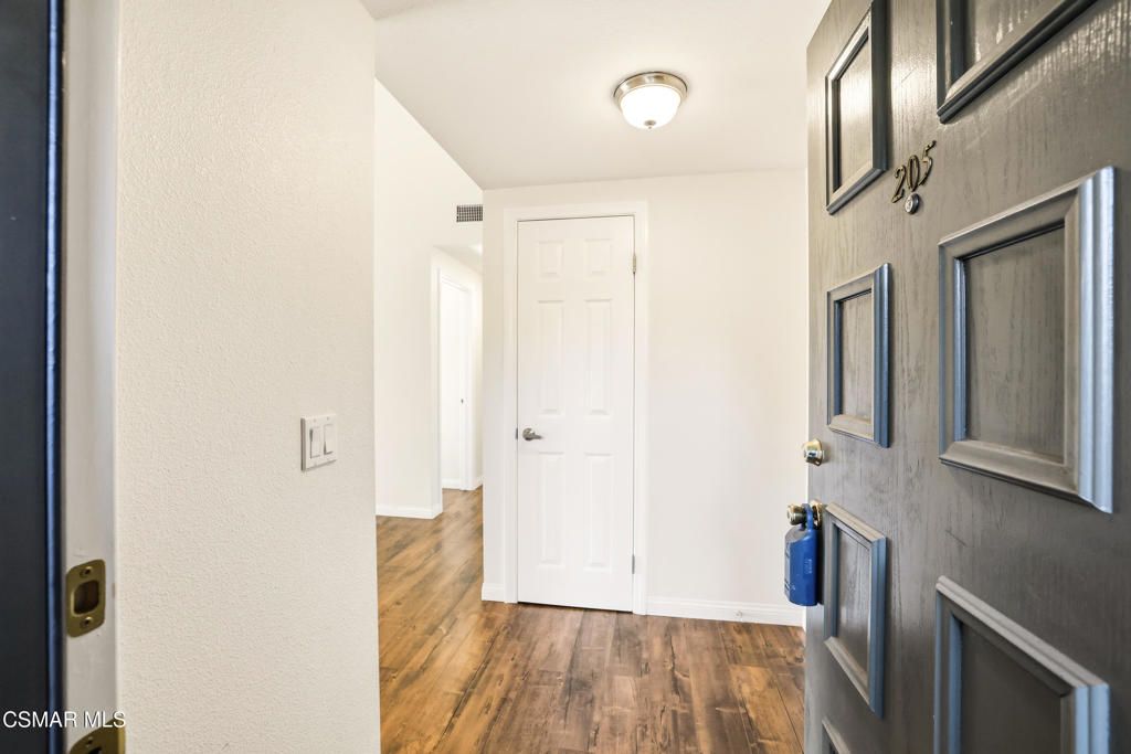 Photo of 245 Oakleaf Drive #205, Thousand Oaks, CA 91360 (MLS # 225005351)