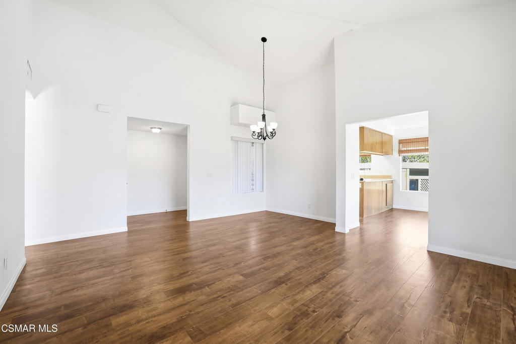 245 Oakleaf Drive 205