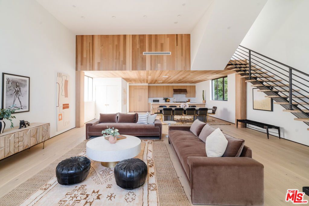 Photo of 609 Broadway Street, Venice, CA 90291 (MLS # 26633107)