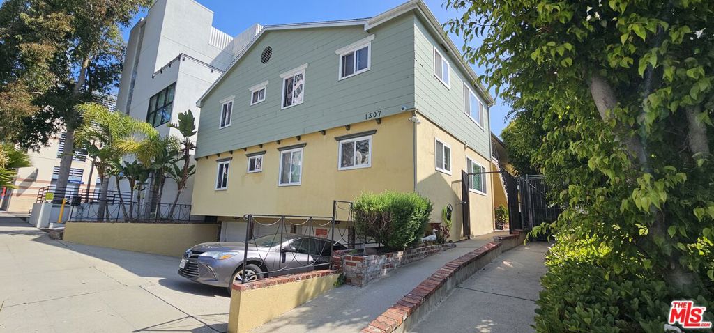 1307 15th Street