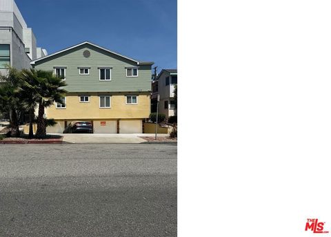 Photo of 1307 15th Street, Santa Monica, CA 90404 (MLS # 25547121)