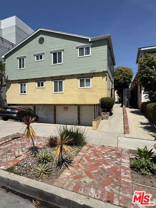 1307 15th Street