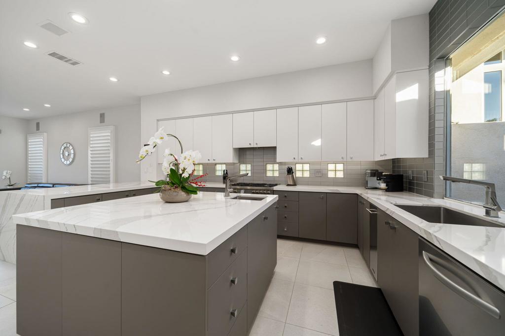 Indian Ridge - Residential