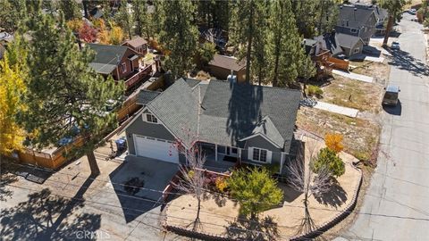 Photo of 534 Highland Rd, Big Bear Lake, CA 92315 (MLS # IG25239391)