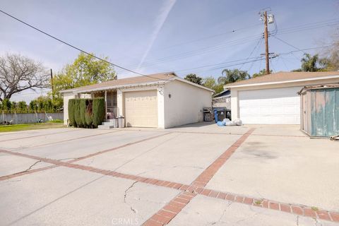 11779 Dronfield Avenue Pacoima CA 91331