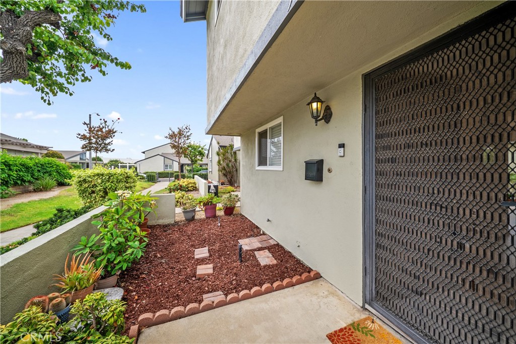 5468 Cajon Avenue
