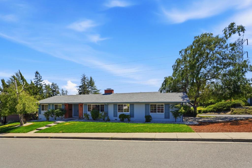 47 Greenfield Drive