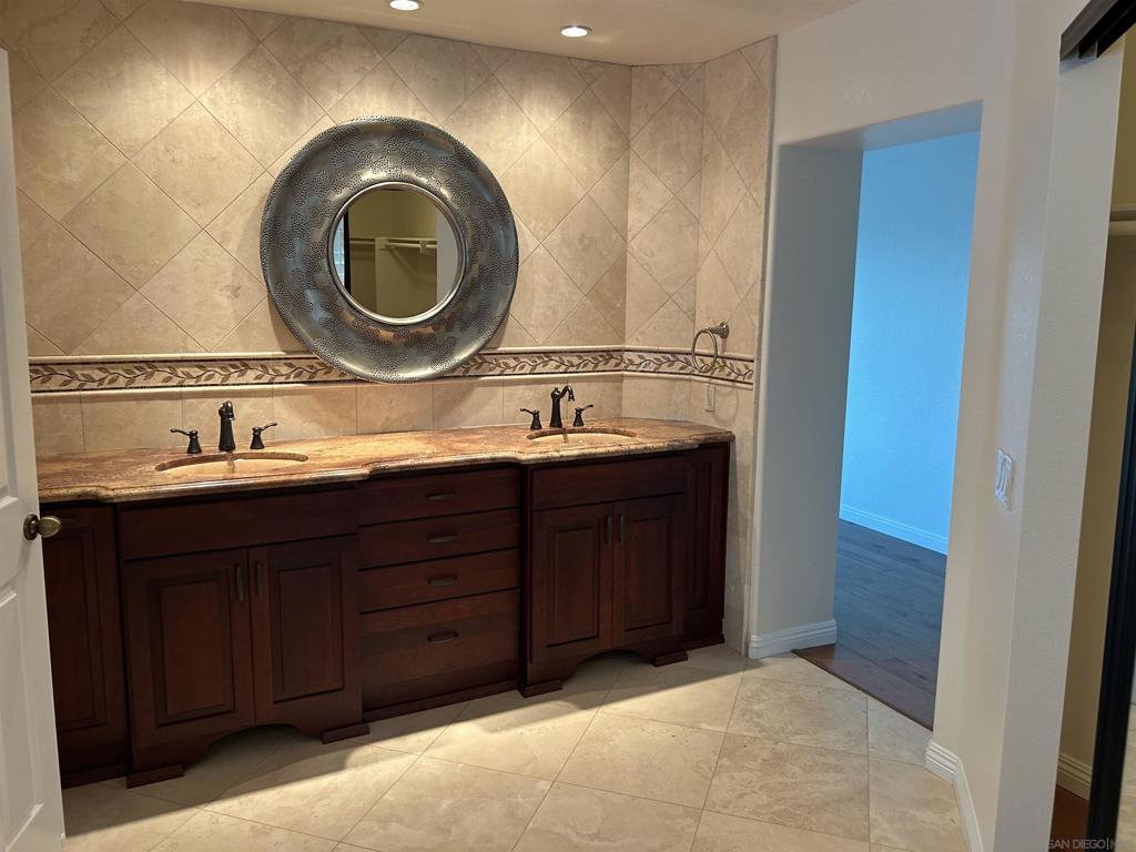 Rancho Bernardo - Residential Lease