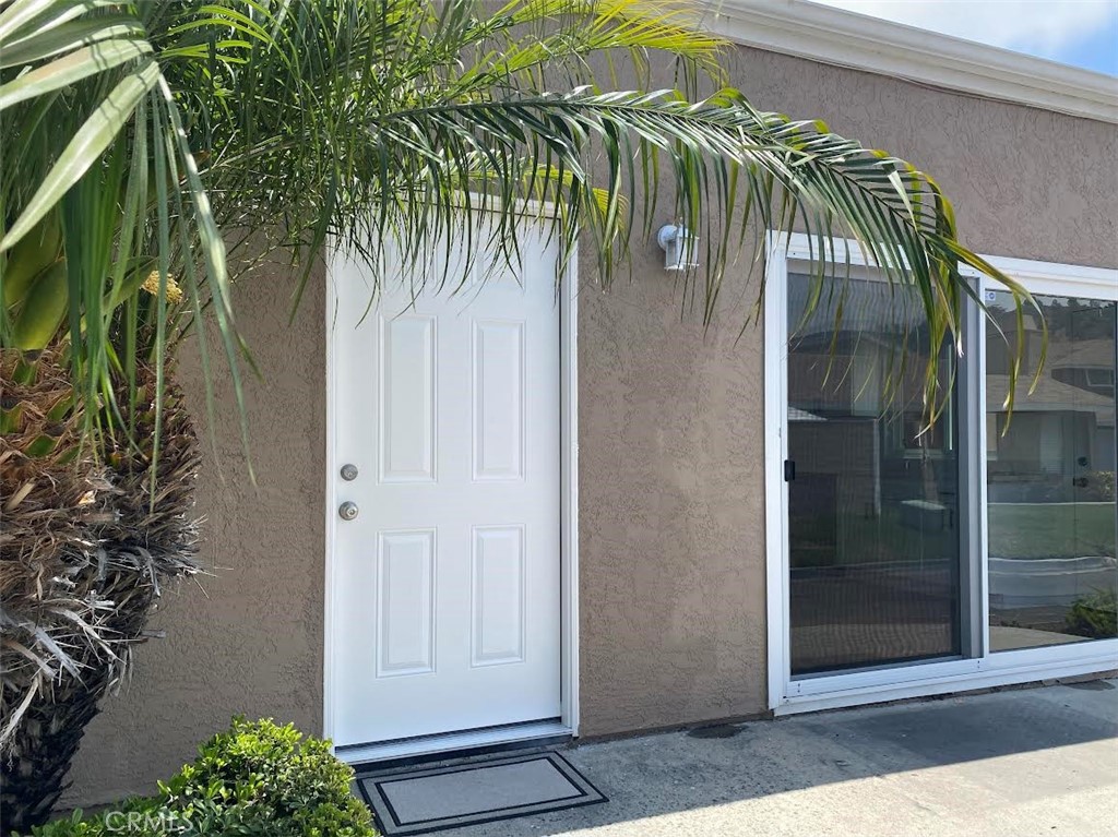 44516 La Paz Road