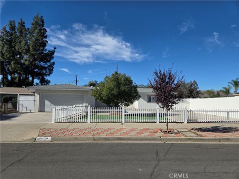 Photo of 11889 Kilgore St, Moreno Valley, CA 92557 (MLS # SR25256049)