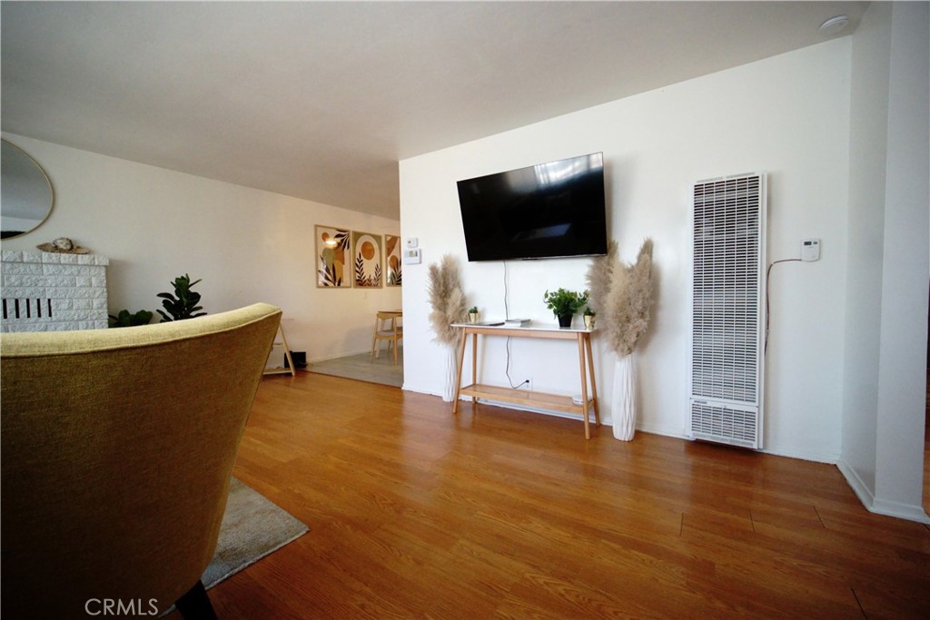 61740 Oleander Drive