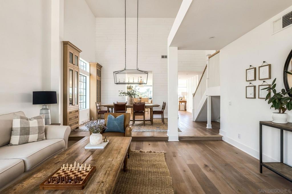 2253 Lagoon View