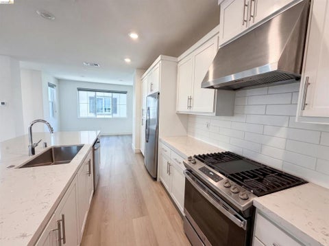 Tiny photo for 9034 Rudder Way Way, Newark, CA 94560 (MLS # 41137318)