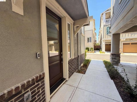 Tiny photo for 9034 Rudder Way Way, Newark, CA 94560 (MLS # 41137318)