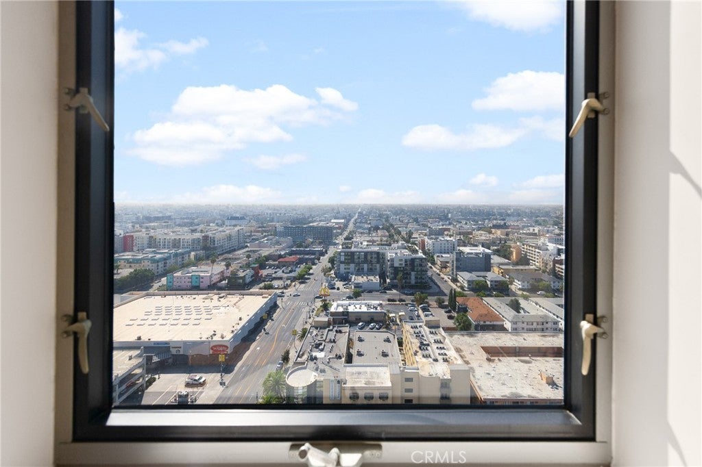 3810 Wilshire Blvd 1811