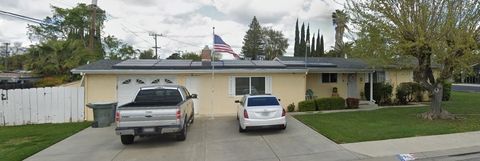 1521 E Alexander Merced CA 95340