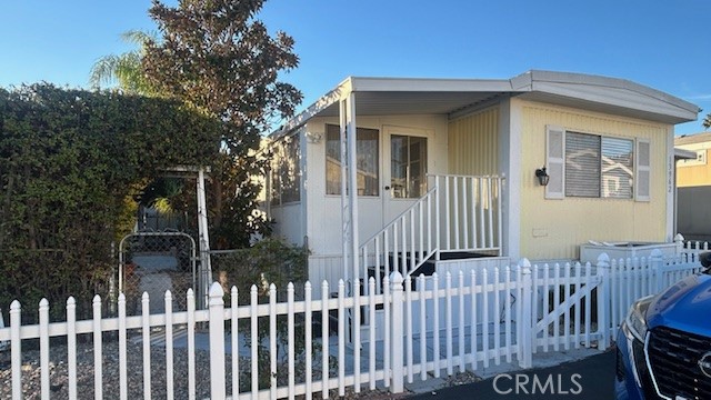 13962 Magnolia Avenue 90