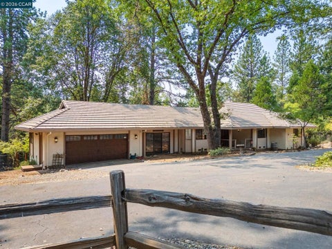 Photo of 4710 Colorado Ct CT, Camino, CA 95709 (MLS # 41144882)