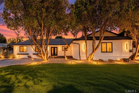 Photo of 8346 Moorcroft Avenue, West Hills, CA 91304 (MLS # SR26190746)