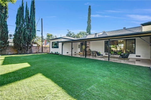 Tiny photo for 8346 Moorcroft Avenue, West Hills, CA 91304 (MLS # SR26190746)