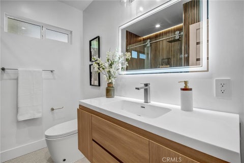 Tiny photo for 8346 Moorcroft Avenue, West Hills, CA 91304 (MLS # SR26190746)