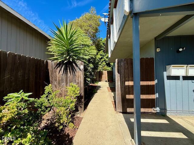 933 Peninsula Street