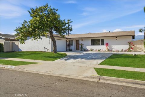 Photo of 22941 Dry Creek RD, Diamond Bar, CA 91765 (MLS # SR26160257)