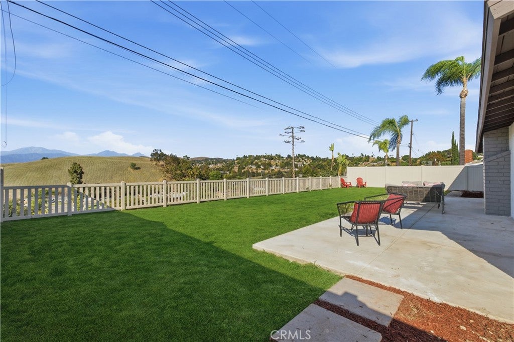 22941 Dry Creek