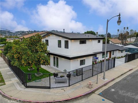Photo of 2642 Queen Street, Los Angeles, CA 90039 (MLS # SR26003120)