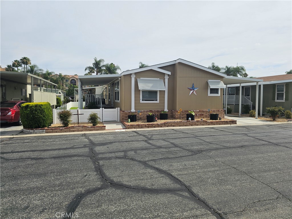 Photo 1 of 64 — 2205 W Acacia Avenue 16, Hemet, CA 92545